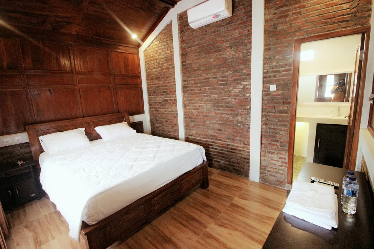 Hotel The Royal Joglo Tepus Exterior foto